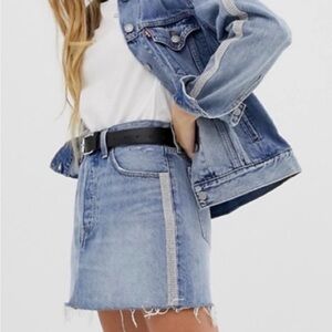 Levi's Deconstructed Mini Skirt "Diamond In The Rough" size 24” Never Worn